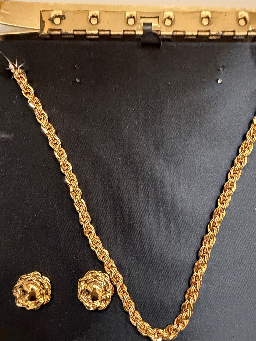 Monet vintage Elegant Gold Rope Necklace and Stud Earrings Set - Women Jewelry